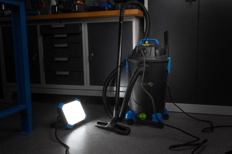 Mokrý a suchý univerzálny vysávač 20 l