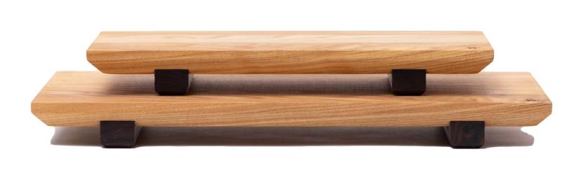 Woodsea Sushi M - Sushi doska z dubového dreva s nožičkami z orechového dreva 30x17 cm 1208971585