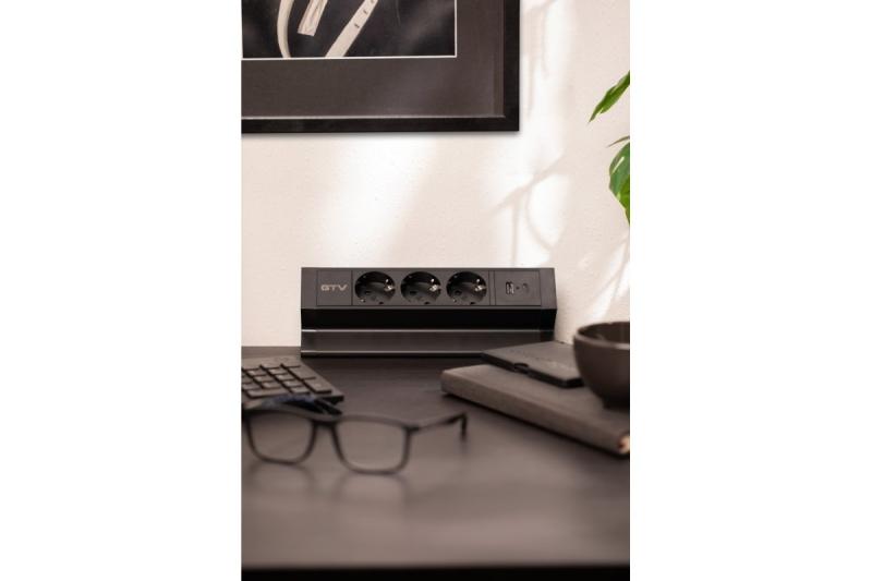 Nábytková zásuvka BASCO, 3xSHUKO, USB A+C, kábel 1,5 m, čierna