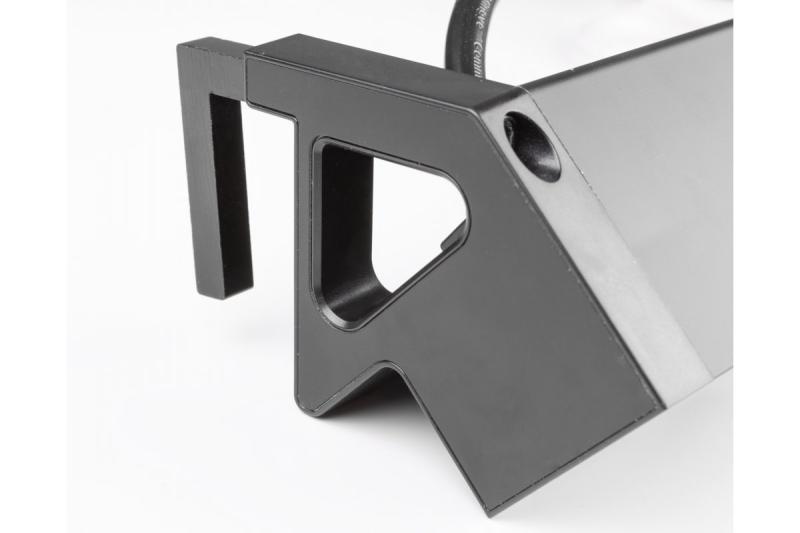 Basco nábytková zásuvka, 3 x zásuvka s uzemnením, USB A+C, 1,5m kábel, čierna s montážou