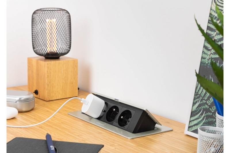 SOFT výsuvná elektrická zásuvka, napájací kábel 1,5 m