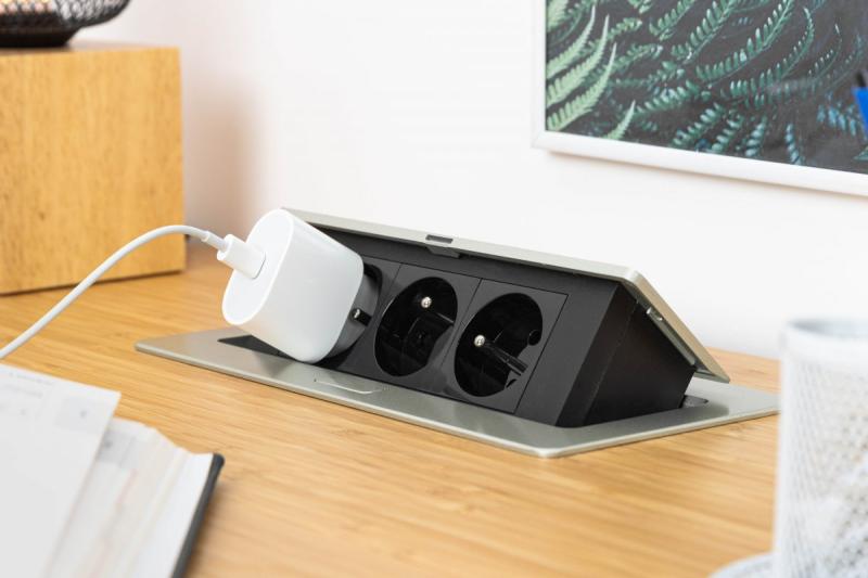 SOFT výsuvná elektrická zásuvka, napájací kábel 1,5 m