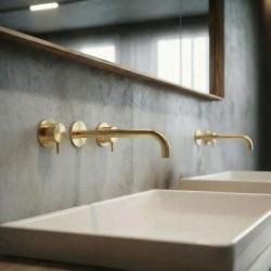 Waterevolution Flow 3-otvorová vstavaná batéria k umývadlu PVD biela zlatá s výtokom 21 cm T1163FWGE-21