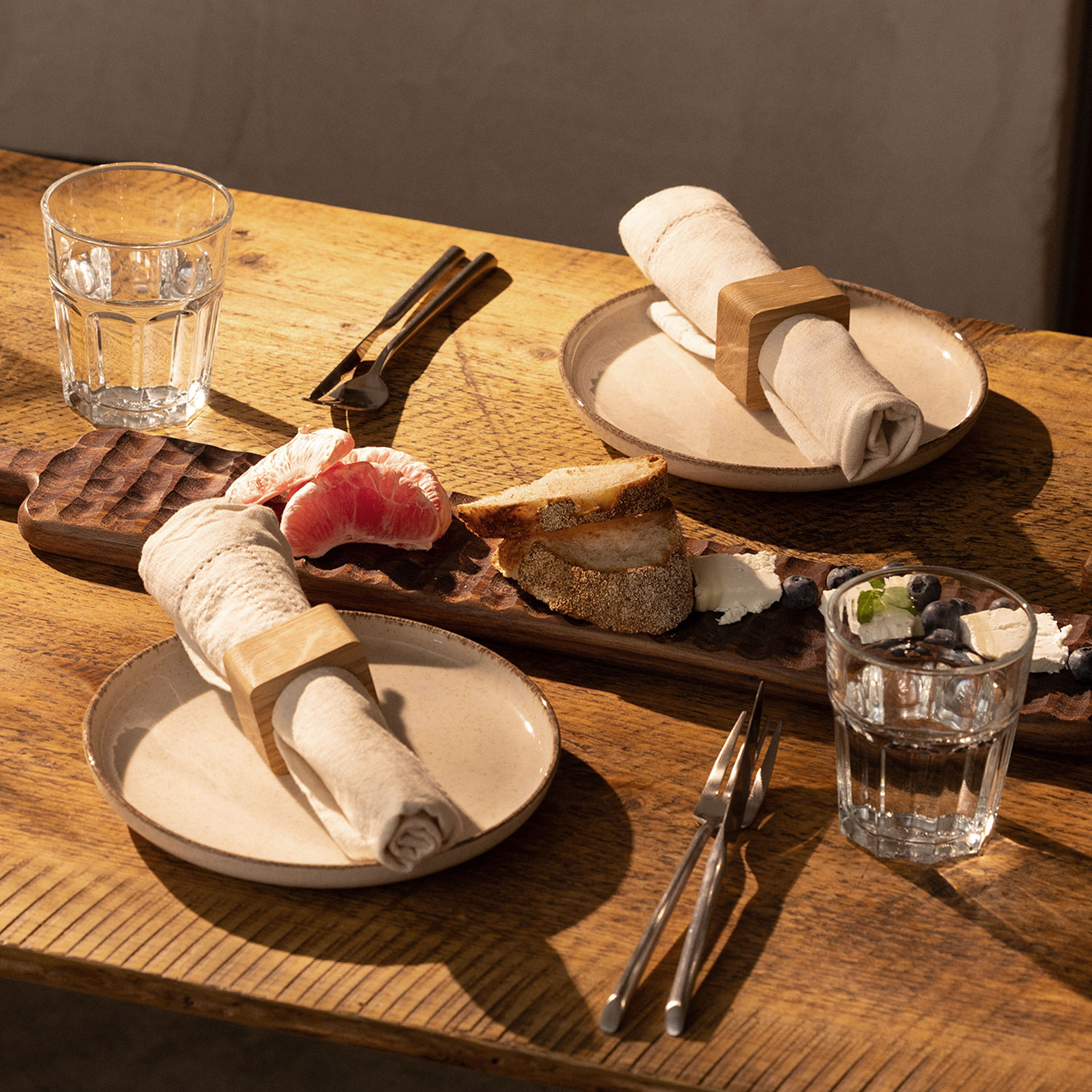 Od prípravy po oslavu: 8 kuchynských doplnkov, ktoré skutočne zefektívnia varenie počas sviatkov